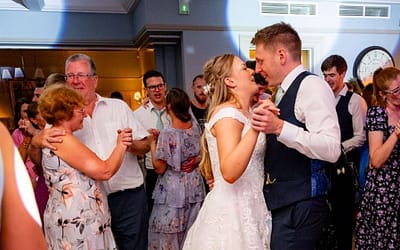 Laura & John: A Beautiful Wedding in The Heart of Lincolnshire